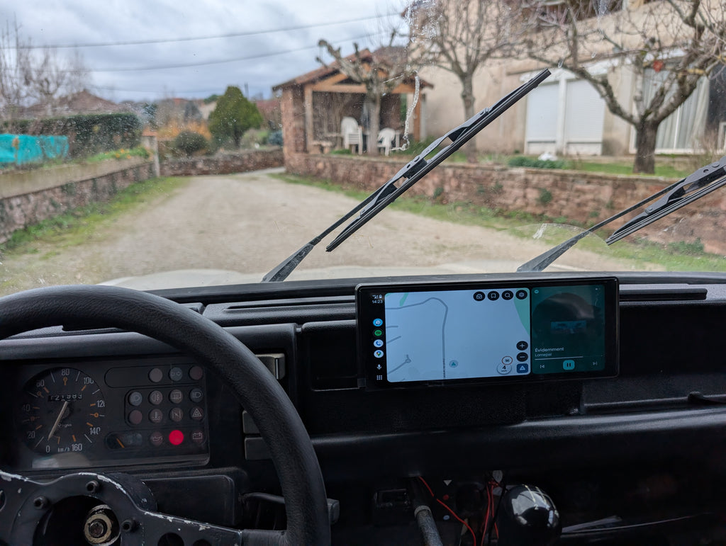 Support CarPlay / Android Auto sans fil pour Renault 4 — Fabriqué en France